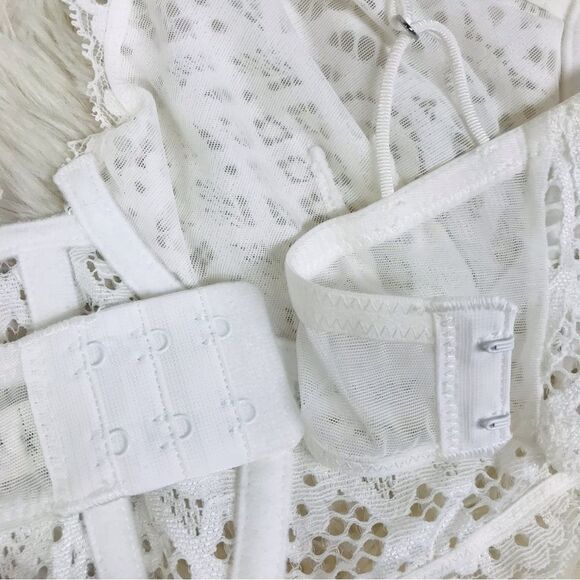 INTIMATELY FREE PEOPLE White Lace Longline Underwire Bra Bralette Boho‎ Sexy New - Picture 8 of 10